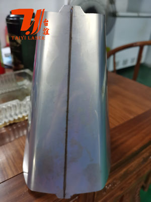 Máquina de Soldagem a Laser Automática para Fixação