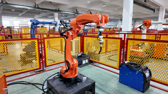 6 Axis Robot Arm Máquina de corte a laser 3D automática de fibra para lâmpadas de aço inoxidável