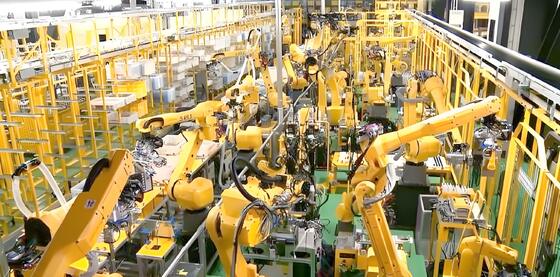 FANUC Robotic Arm Fiber Laser Cutter com tecnologia colaborativa CRX Cobot para corte automático de metal 3D em pequenas oficinas